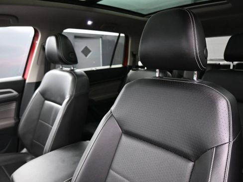 Used 2022 Volkswagen Atlas SEL R-Line AWD/4WD image 13