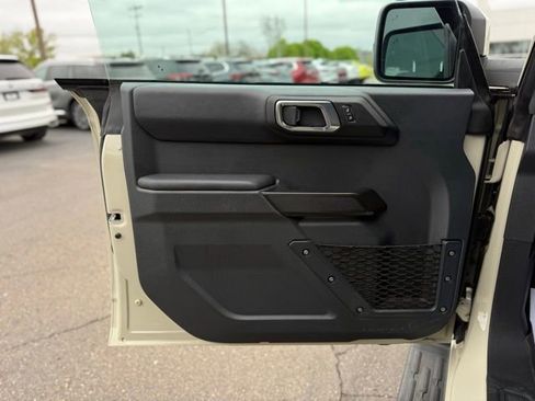 Certified 2025 Ford Bronco Outer Banks AWD/4WD image 13