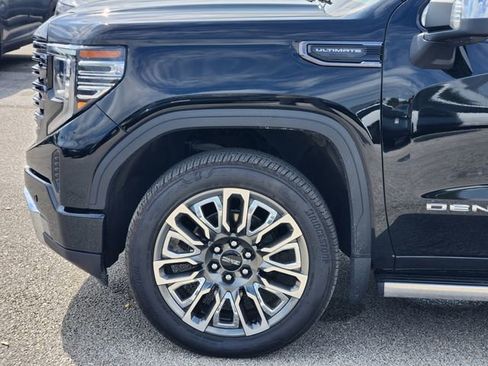 Used 2024 GMC Sierra 1500 Denali Ultimate AWD/4WD image 5