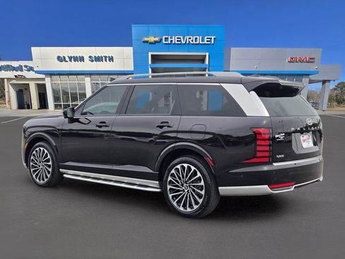 Used 2026 Hyundai Palisade Calligraphy FWD image 11