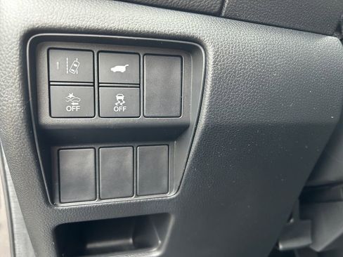 Used 2017 Honda CR-V Touring image 21