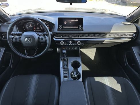 Used 2025 Honda Civic Sport image 12