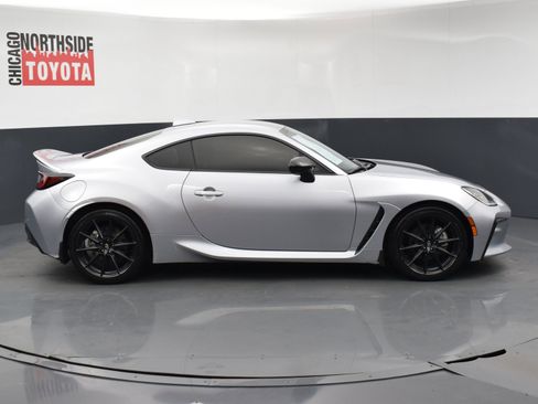 Used 2024 Toyota GR86 Premium RWD image 5
