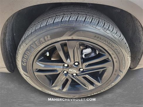 Certified 2024 Chevrolet Trax ACTIV w/ Driver Confidence Package image 9