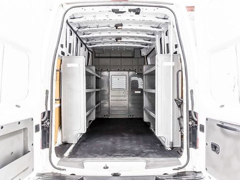Used 2020 Nissan NV 2500 SV RWD image 36