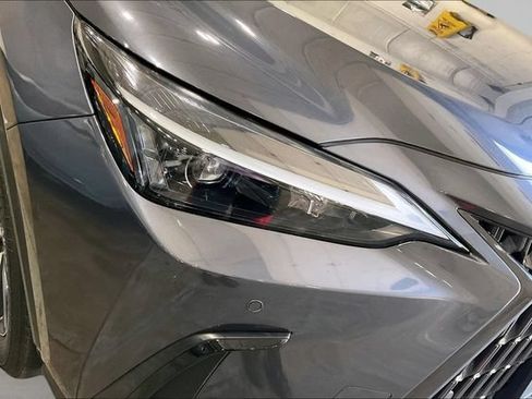 Used 2023 Lexus NX 250 FWD image 31