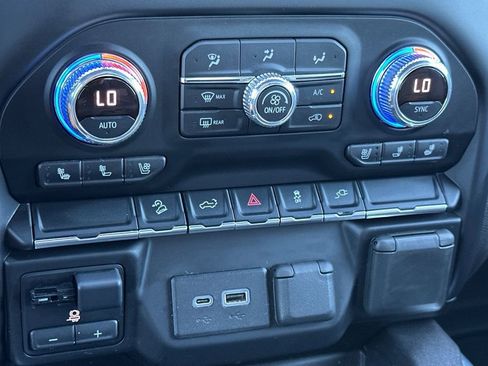 Used 2021 GMC Sierra 1500 AT4 image 22