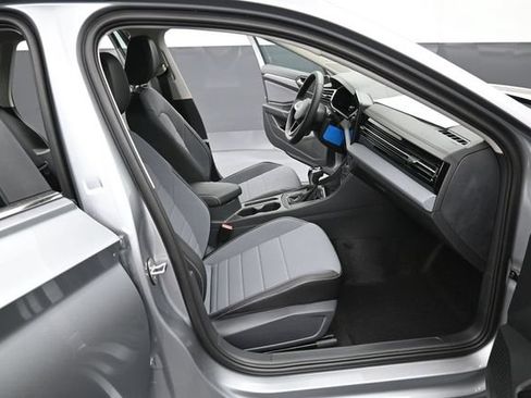 New 2026 Volkswagen Jetta SE FWD image 14