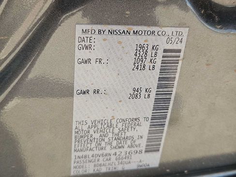 Used 2024 Nissan Altima 2.5 SV FWD image 25