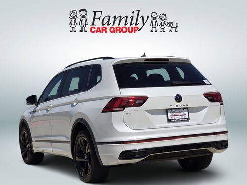 Used 2023 Volkswagen Tiguan SE R-Line FWD image 3