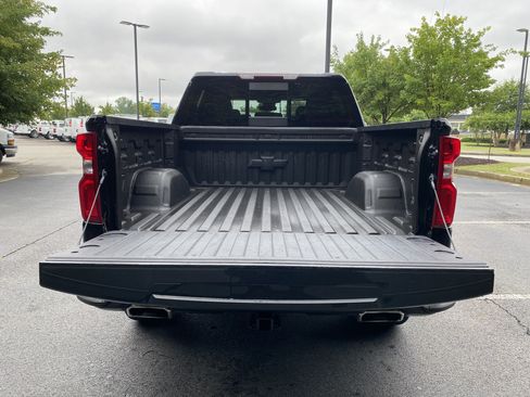 Used 2025 Chevrolet Silverado 1500 LT Trail Boss w/ Convenience Package II AWD/4WD image 11