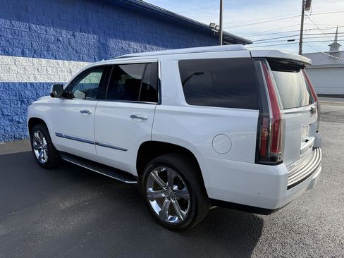Used 2019 Cadillac Escalade Luxury AWD/4WD image 20
