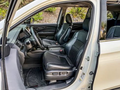 Used 2016 Honda Pilot Elite image 9