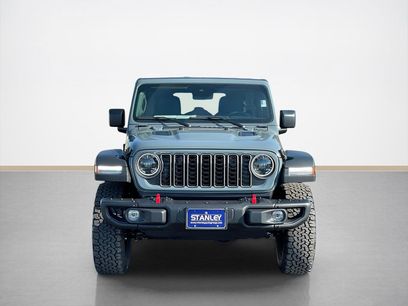 New 2025 Jeep Wrangler Rubicon w/ Steel Bumper Group