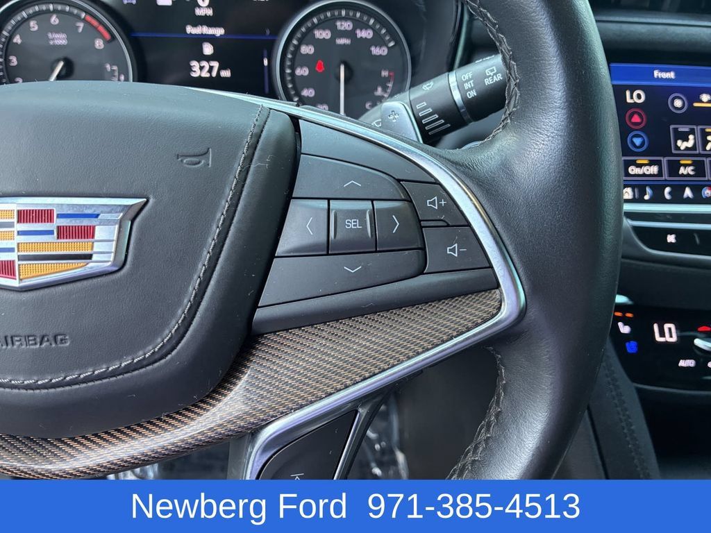 Used 2024 Cadillac XT5 Sportv w/ Platinum Package AWD/4WD image 17