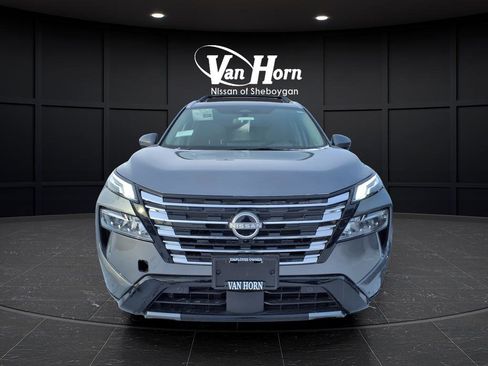 New 2026 Nissan Rogue Platinum w/ Platinum Premium Package AWD/4WD image 2