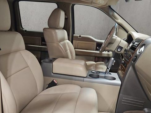 Used 2004 Ford F150 Lariat RWD image 19