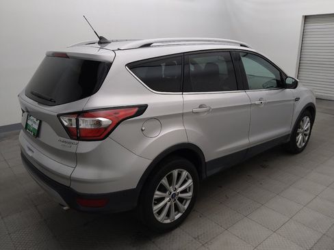 Used 2018 Ford Escape Titanium FWD image 9