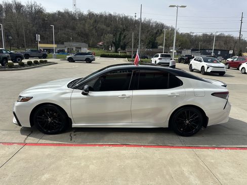 Certified 2022 Toyota Camry XSE w/ Cold Weather Package image 7