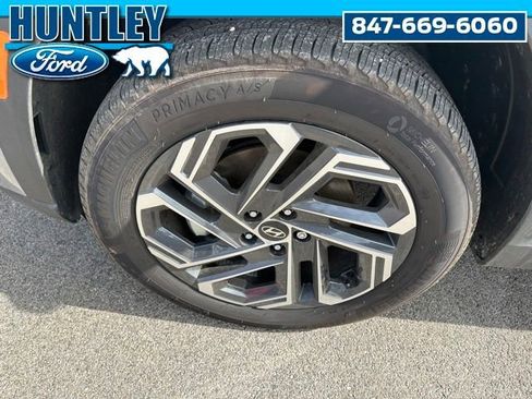Used 2025 Hyundai Tucson Limited image 8