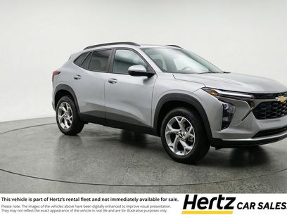 Used 2025 Chevrolet Trax LT