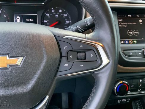 Used 2023 Chevrolet TrailBlazer ACTIV FWD image 24