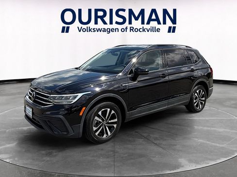 Used 2023 Volkswagen Tiguan S FWD image 2