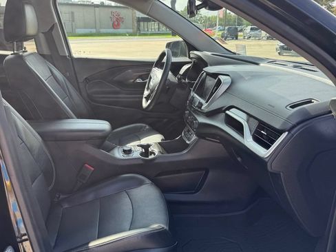 Used 2023 GMC Terrain SLT w/ Tech Package FWD image 12