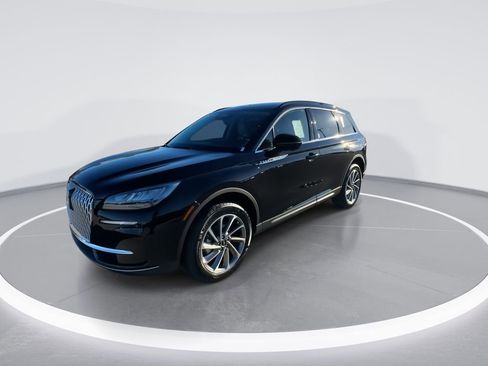 New 2026 Lincoln Corsair Premiere image 4