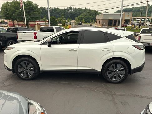 Certified 2025 Nissan Murano SL AWD/4WD image 4
