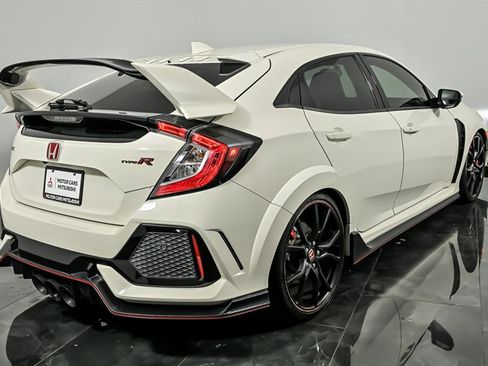 Used 2019 Honda Civic Type R image 9