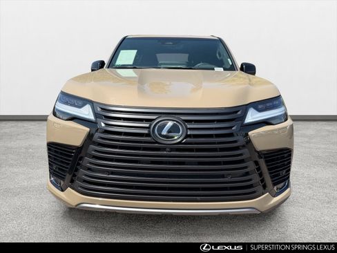 Used 2026 Lexus LX 700h Overtrail AWD/4WD image 4