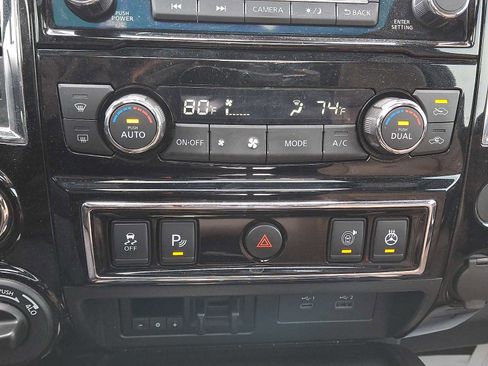 Used 2023 Nissan Titan Platinum Reserve w/ Moonroof Package image 19