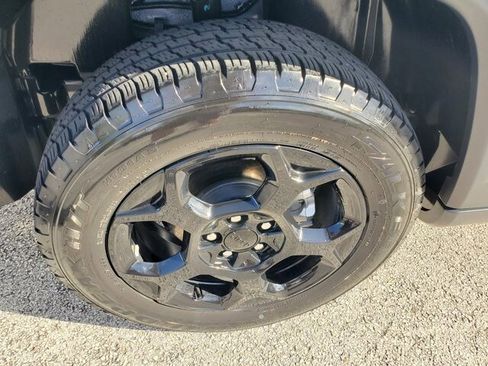 Used 2024 Jeep Compass Trailhawk image 9