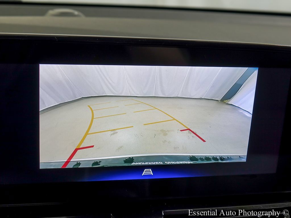 Used 2026 Chevrolet TrailBlazer LT w/ LT Cold Weather Package FWD image 14