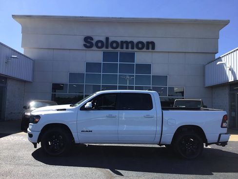 Used 2020 RAM 1500 Big Horn AWD/4WD image 1
