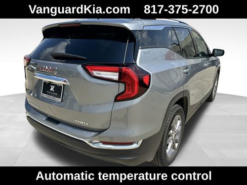 Used 2024 GMC Terrain SLT image 4