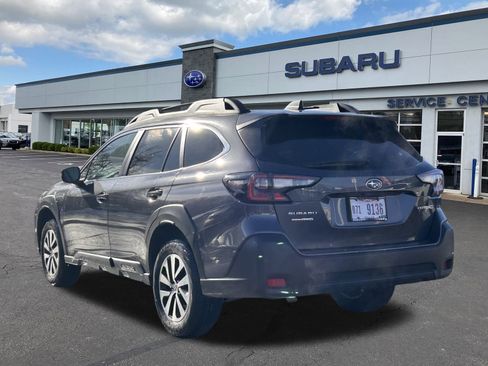 Certified 2023 Subaru Outback Premium image 5
