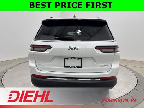 New 2025 Jeep Grand Cherokee L Limited w/ Trailer Tow Package image 6