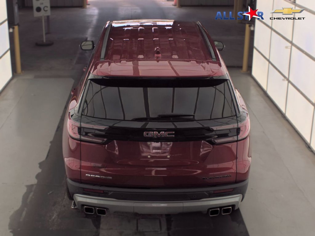 Used 2024 GMC Acadia Elevation w/ Luxury Package FWD image 8