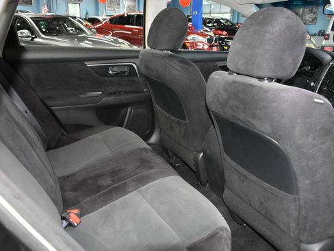 Used 2013 Nissan Altima 2.5 S FWD image 36