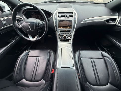 Used 2018 Lincoln MKZ Premiere w/ Magnetic Appearance Package FWD image 9
