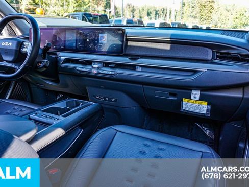 Used 2024 Kia EV9 Wind image 28