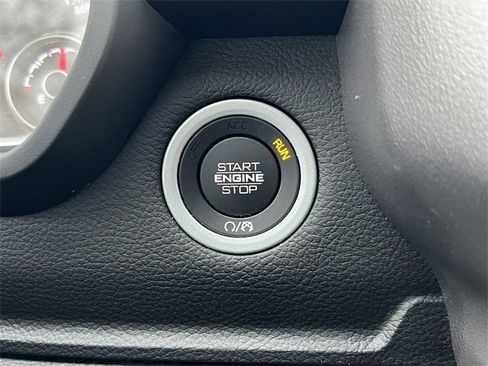 Certified 2019 RAM 1500 Big Horn image 40