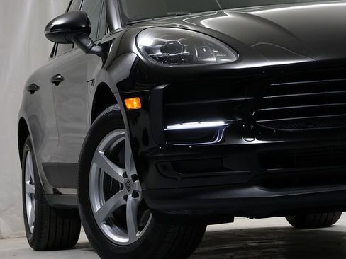 Used 2021 Porsche Macan image 4