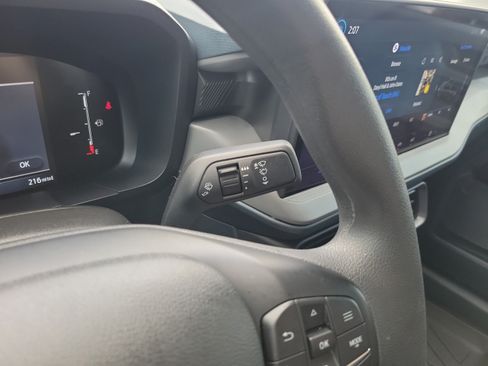 Used 2025 Ford Maverick XL FWD image 23