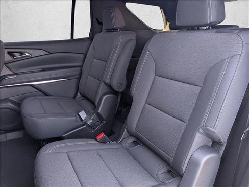 New 2026 Chevrolet Traverse LT w/ Driver Confidence Package image 16