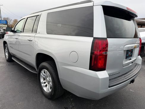 Used 2019 Chevrolet Suburban LT image 62