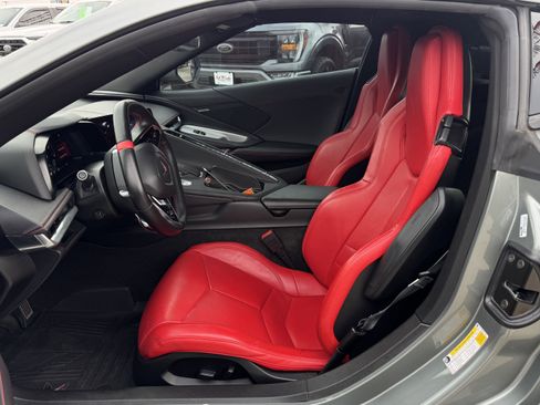 Used 2022 Chevrolet Corvette Stingray Coupe image 10