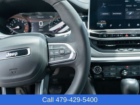 Used 2025 Jeep Compass Limited AWD/4WD image 24